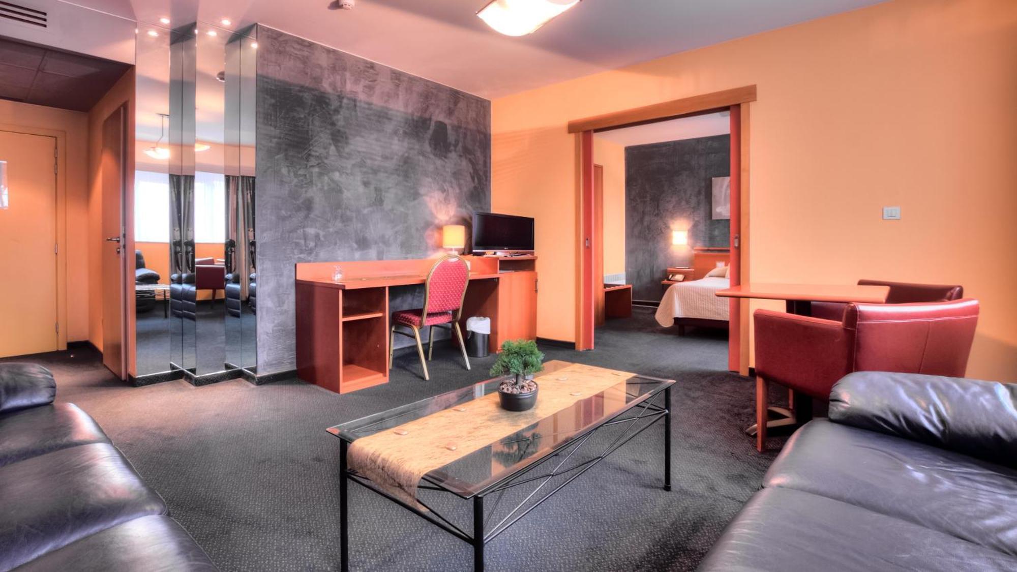 Hotel Tristar Ла-Лув'єр Номер фото