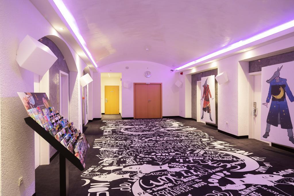 Hotel Tristar Ла-Лув'єр Екстер'єр фото